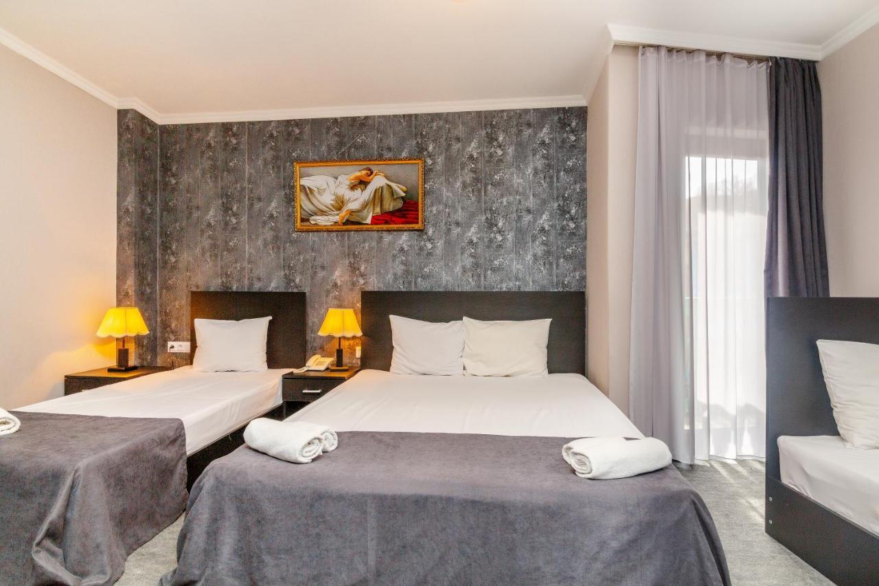 Hotel Marlyn Tbilisi Luaran gambar