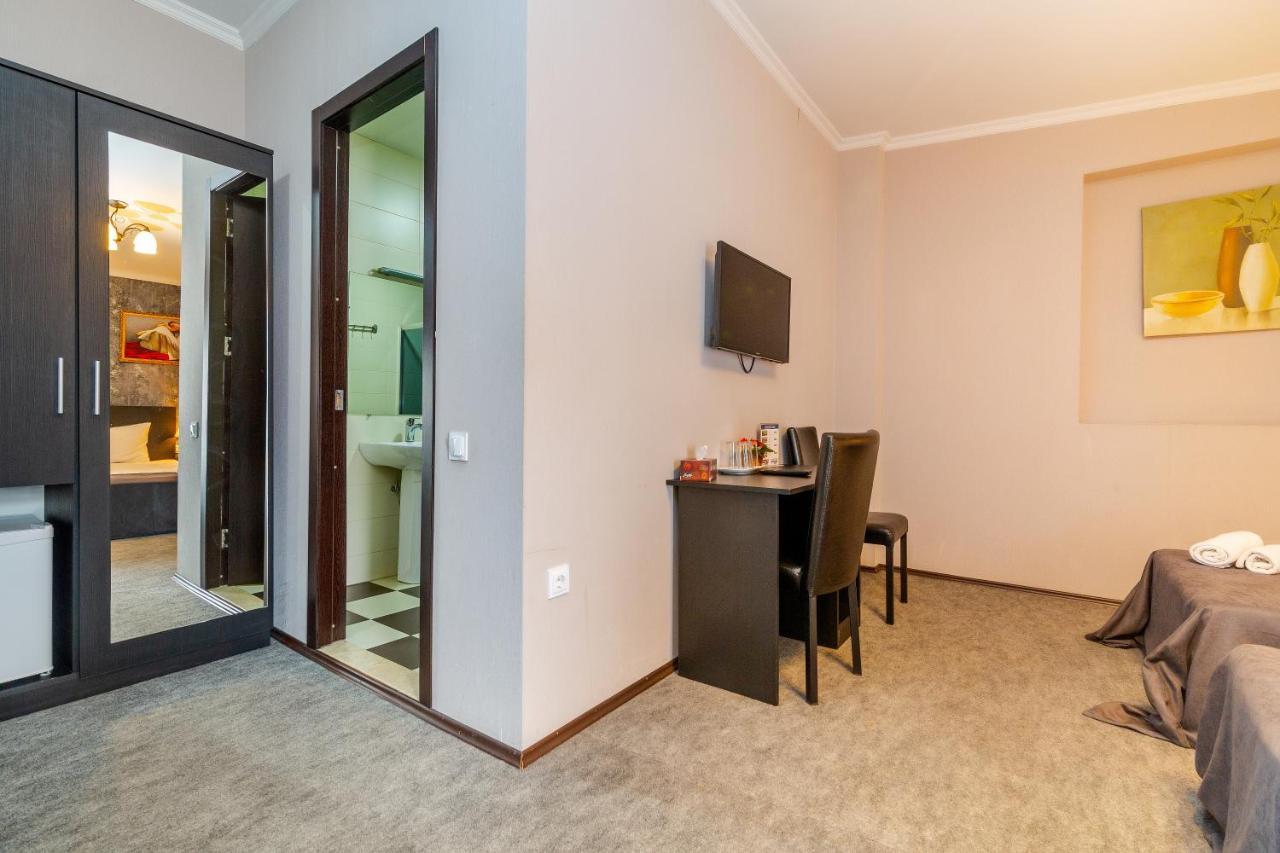 Hotel Marlyn Tbilisi Luaran gambar